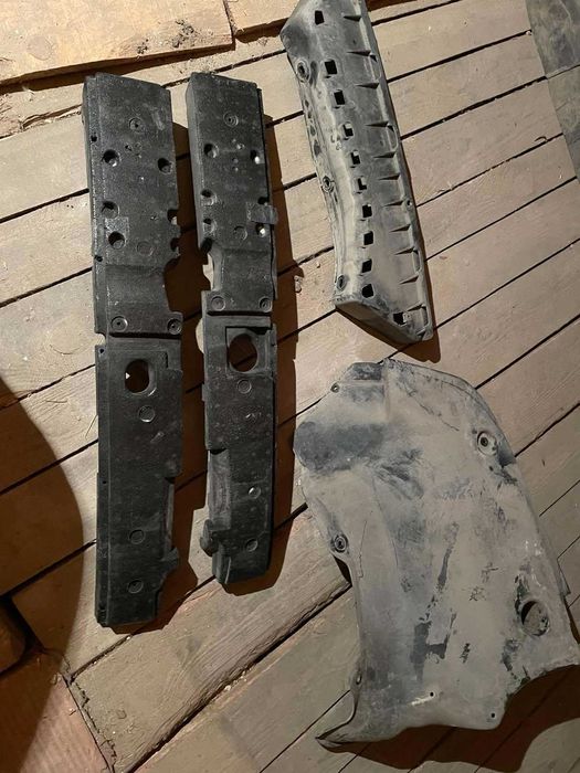 Оригинални брони за bmv е60 530 D 2005г.