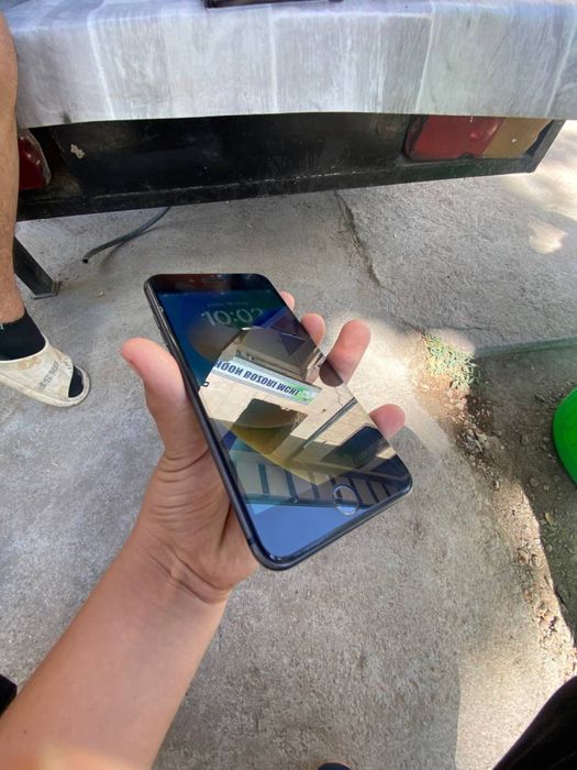 iphone 8+ 256 gb.