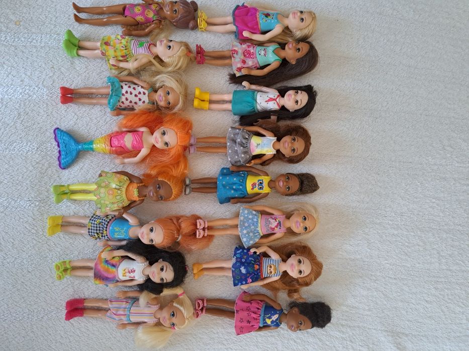 Продавам кукли Челси и кукли Челси с аксесоари към тях