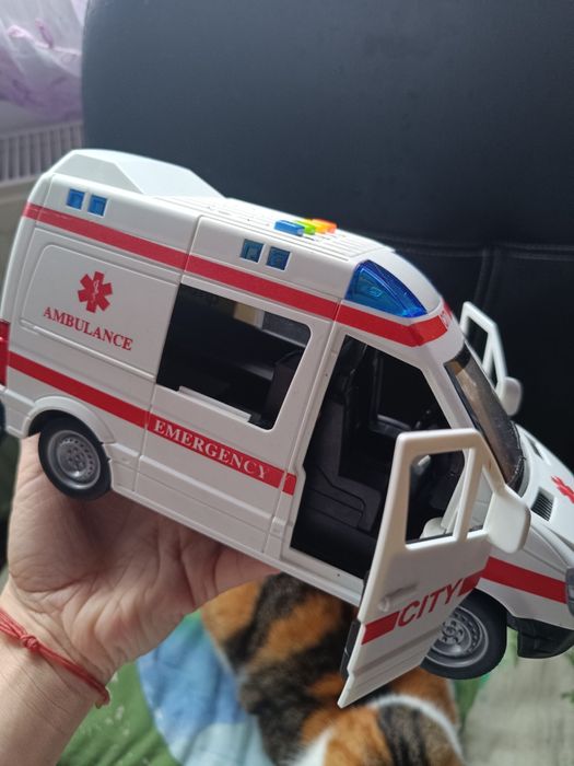 Set 7 mașini / camioane cu sunete și lumini