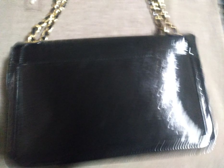 Sumka va tunika sotiladi