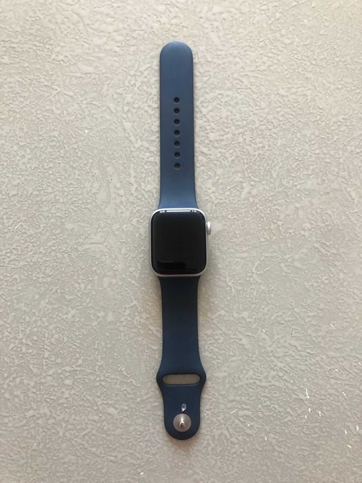 Apple watch SE Gen 2 40mm silver