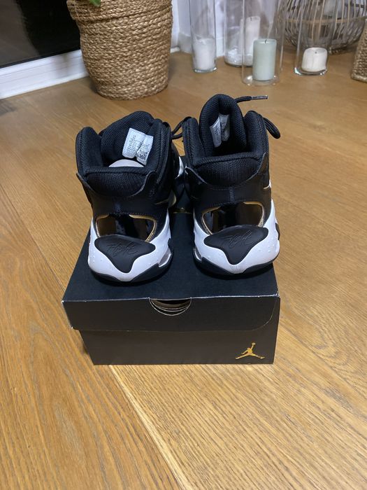 Jordan Max Aura 4 GS Black Metallic