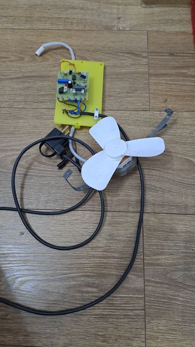 Piese incubator cleo