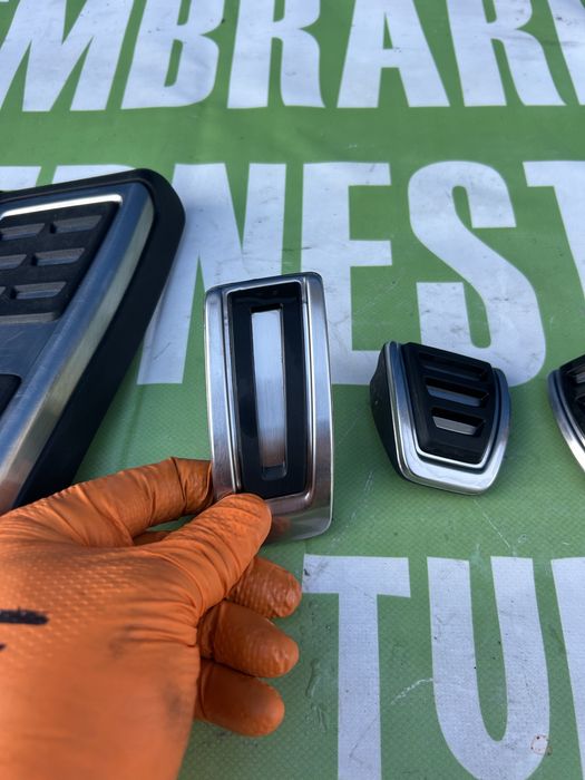 Set pedale Volkswagen Passat B8 pentru cutie manuală