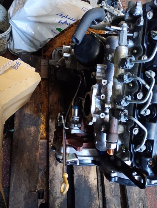 Motor complet fara anexe Nissan Navara 2.5dci cod yd25 euro5 nissan cabstar 2.5dci euro5 nissan murano 2.5dci euro5 yd25