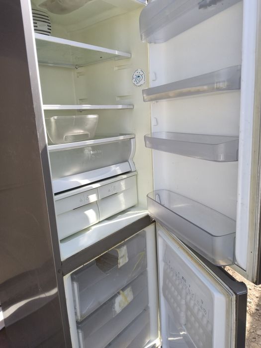 Продам срочно холодильник в рабочем состоянии