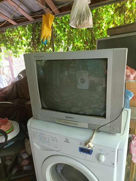 Продам 2 телевизора