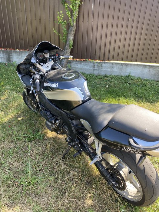 vand motocicleta Kawasaki Zx6r