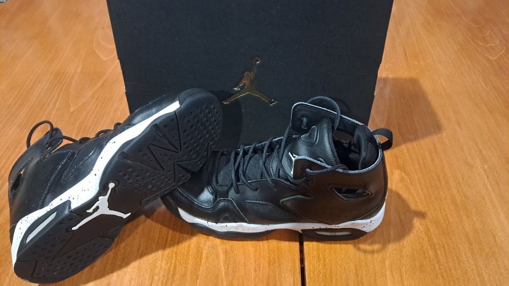 Jordan flight club обувки