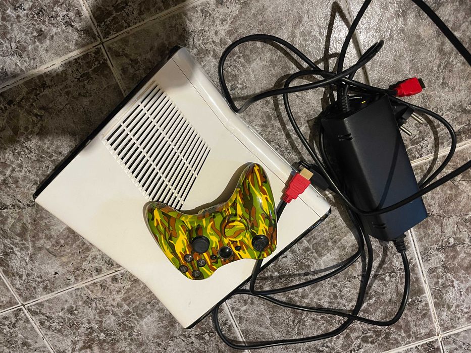 Конзола XBOX 360 S Model 1439