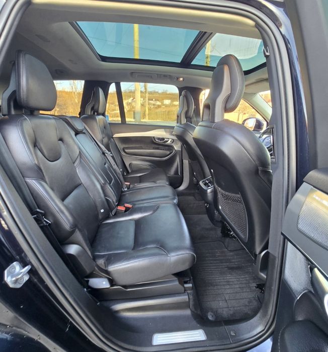 Volvo Xc90 * D5 * 7 Locuri * Momentum