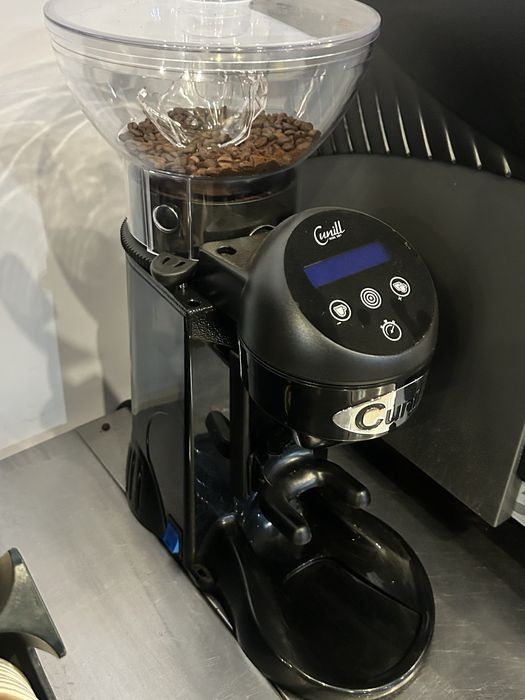 кофемашина robustezza ST2E - ST2E COMPACT и кофемолка cunill