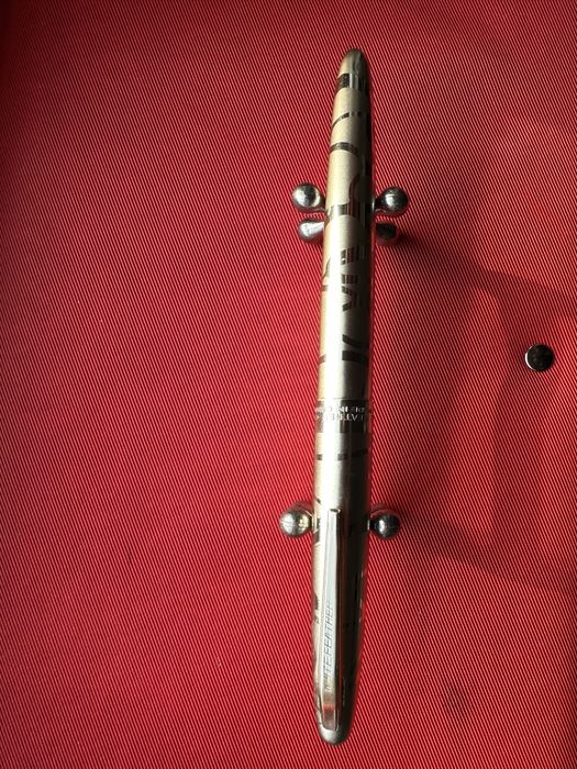 Stilou chinezesc white Feather NOS