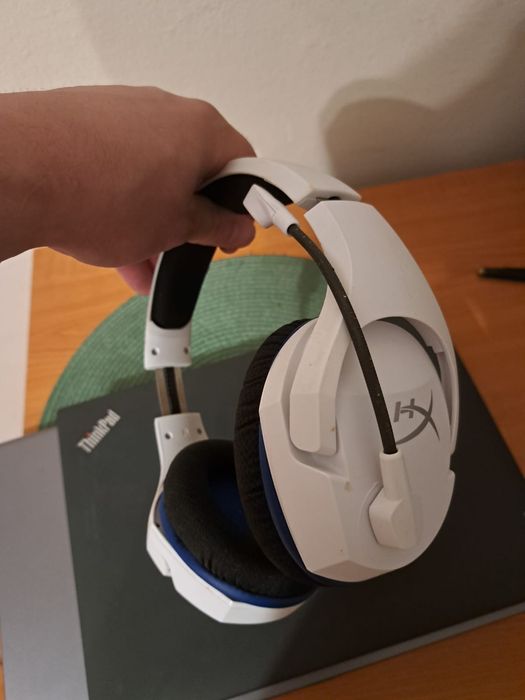 Casti gaming wireless Hyper X, noi