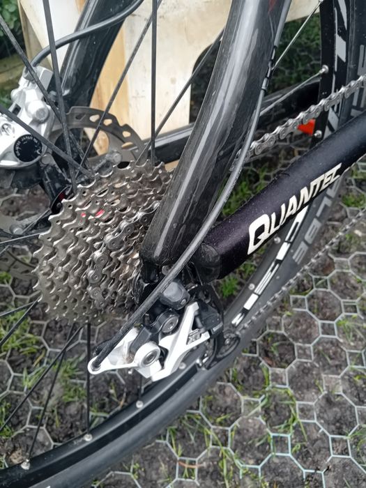 Vând bicicleta de carbon adusa de doua zile din Germania