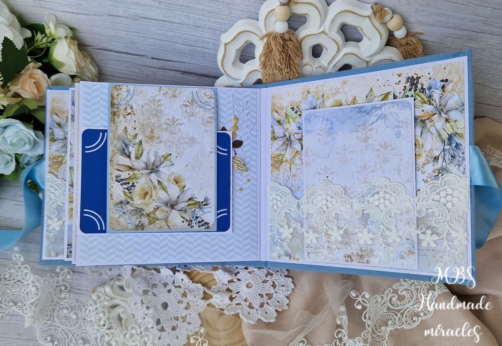 Албум за снимки, облечен в плат