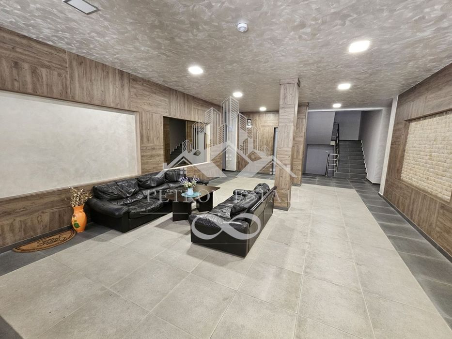 Продава се Тристаен апартамент в Велинград - 122 кв.м за 902 €/кв.м - Снимка #9