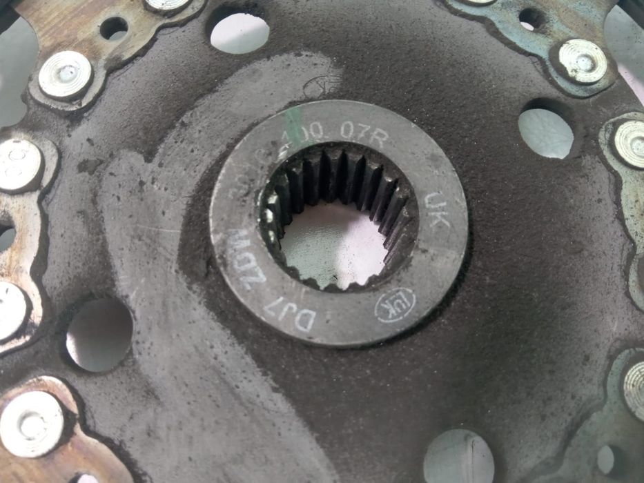 Kit volanta ambreiaj cu masa dubla 1.3 tce h5h470 301010007r Nissan Q