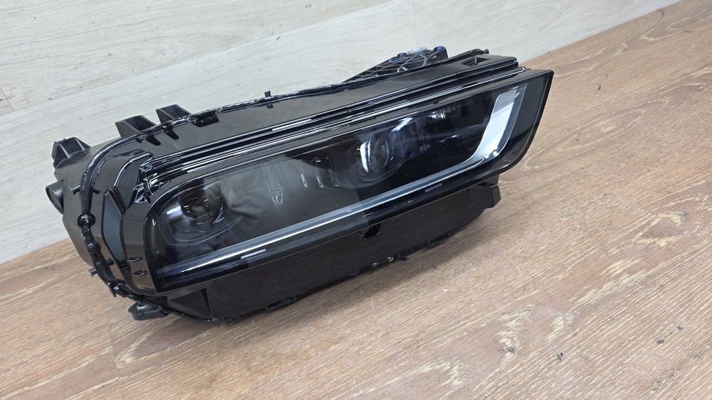 Продам фару Bmw x7 g07
