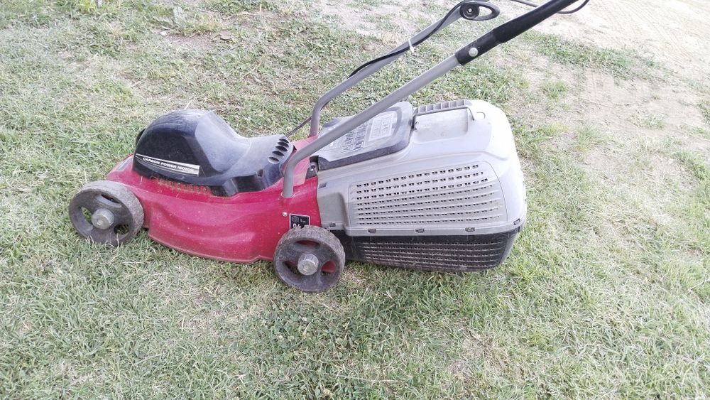 Електрическакосачка Einhell