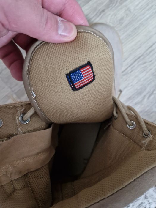 Продаются берцы новые