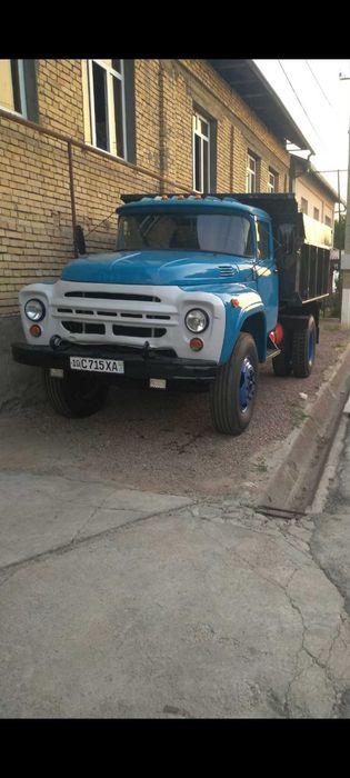 Зил 130 самосвал сотилади