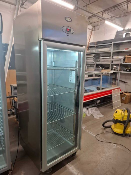 Мобилен хладилник със стъклена врата Foster PROG600H-A