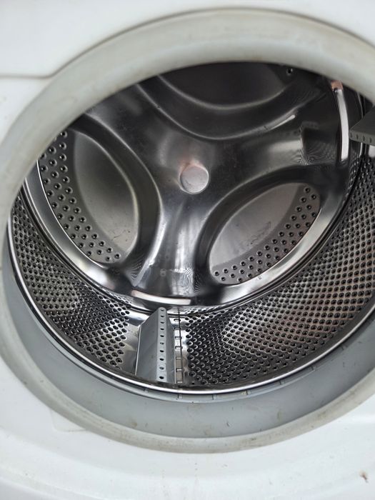 Продам стиральную машину