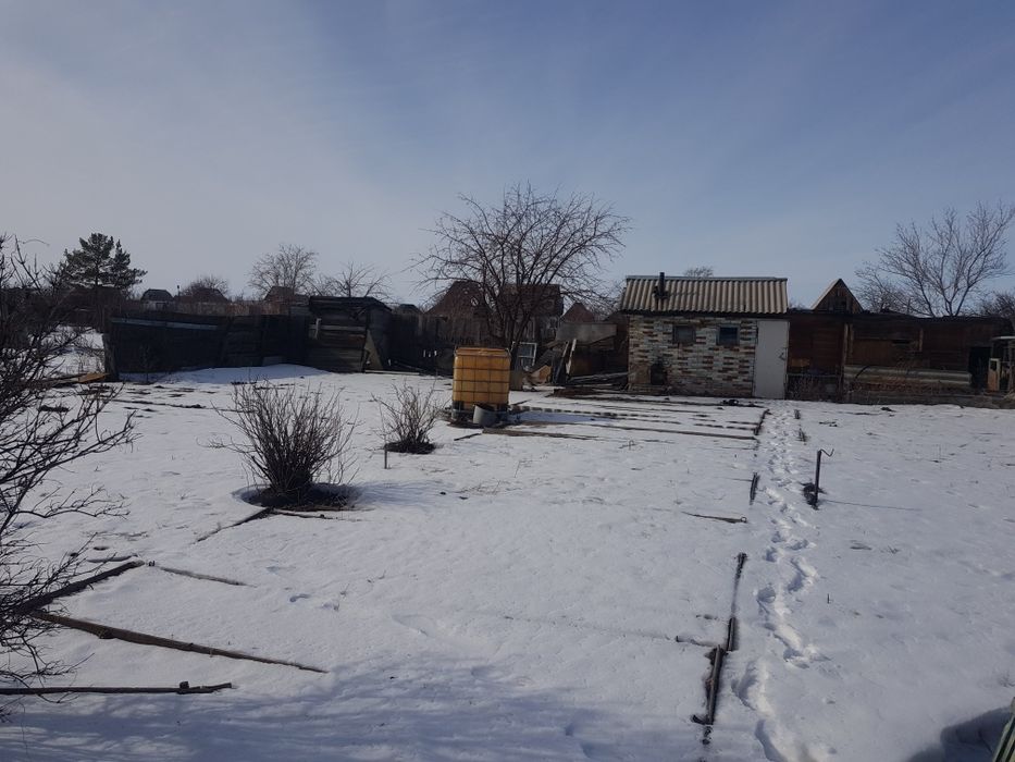 Продам дачу совмещеные 2пары за 150000тг отдам так как с переездом