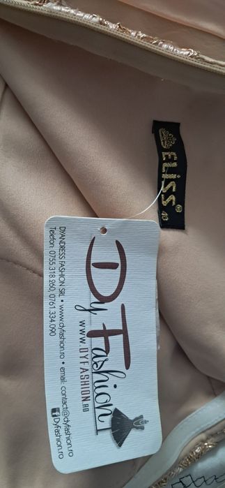 De vânzare rochie de seara