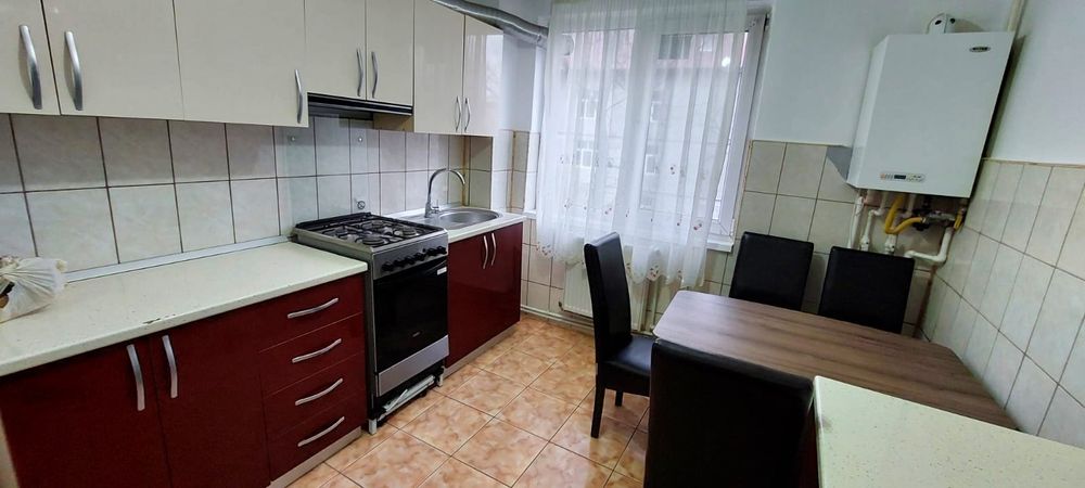 Vand apartament cf1 semidecomandat  et 2 Hipodrom