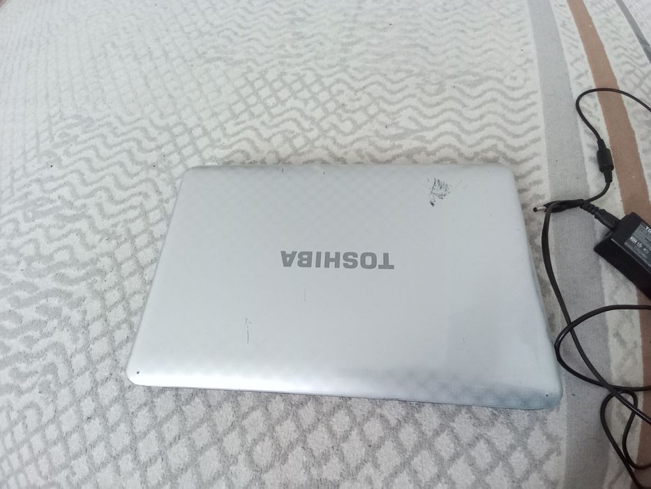 Ноутбук на запчасти