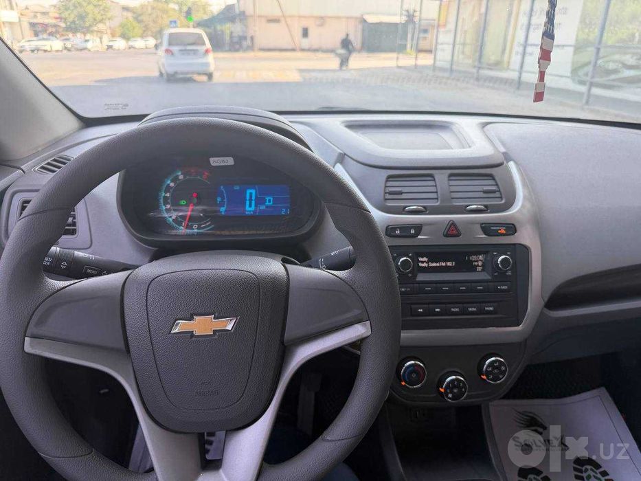 продаётся автомобиль