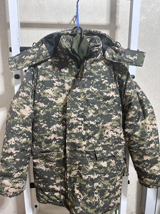 Срочно продается комплект для военный кафедры.