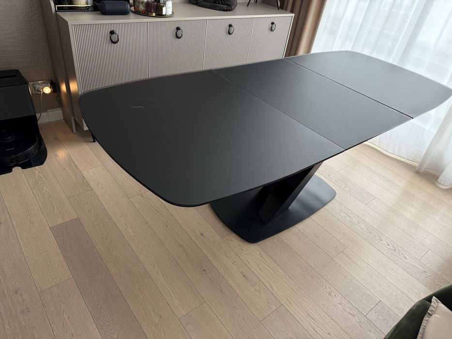 Masa dining extensibila
