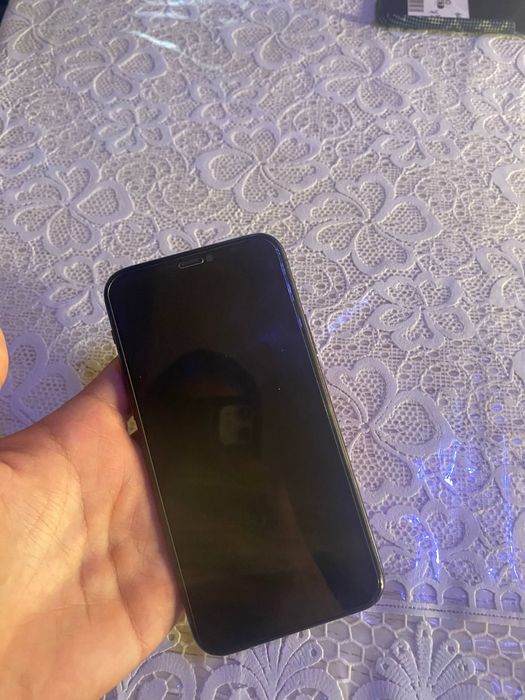 Iphone 11 pro holadi ideal 64 teli hicqanaqa aybi yoq 255$ yan kelshld