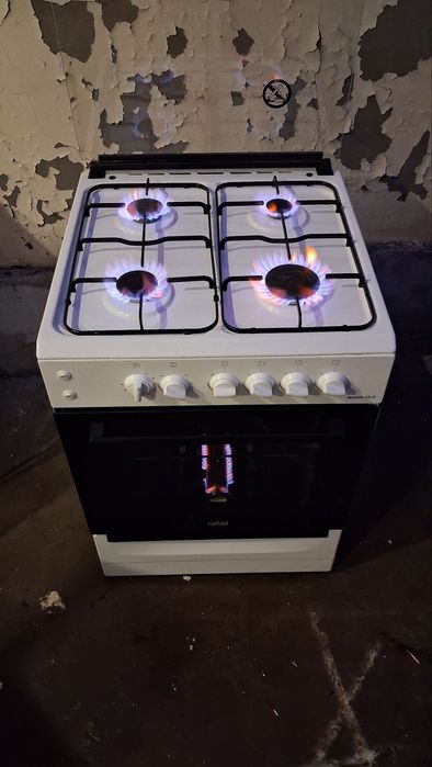 Продаётся ГАЗ  плита  60хx60x85 АРТЕЛ