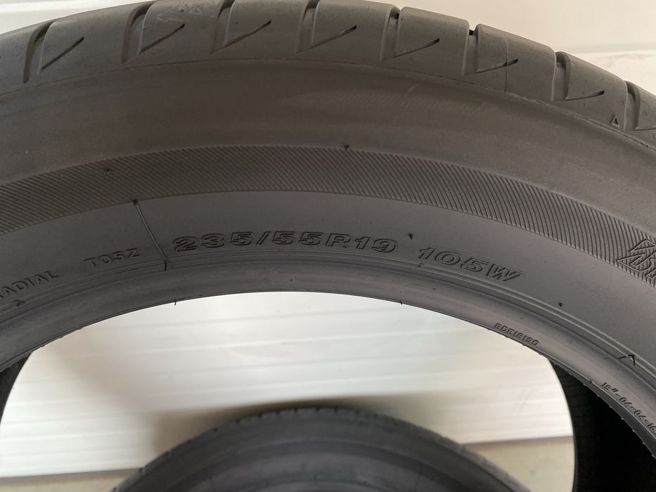 2бр летни гуми 235/55/19/Bridgestone Turanza T005/dot1522//6.8мм грайп