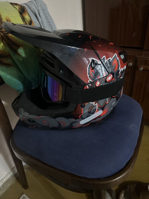 Каска для велосипеда