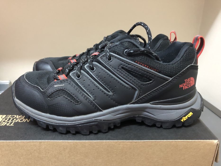 Туристически обувки - 38 номер