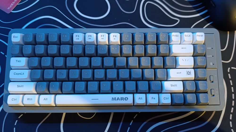 Продам клавиатуру