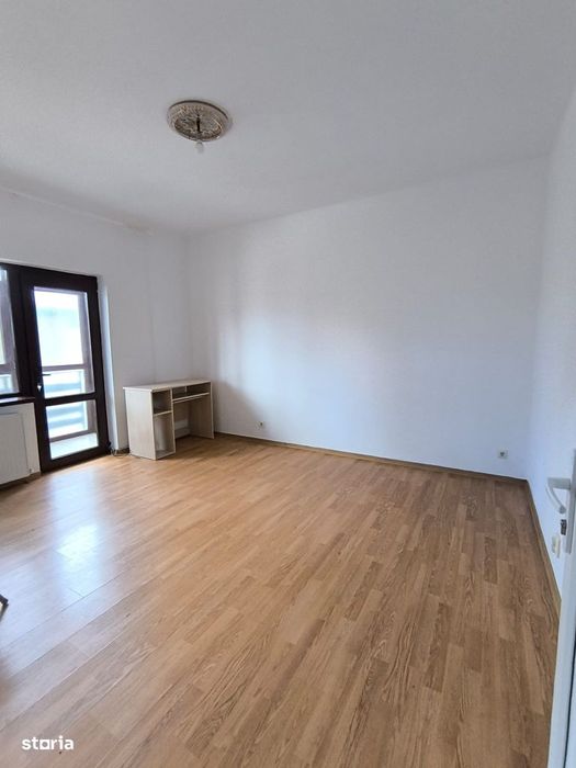 Spatiu comercial Bucium la strada, in intersectia cu str. Trei Fantani