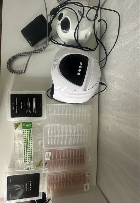 Продам все для маникюра