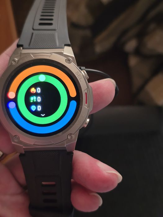 Смарт-часы. В идеальном состоянии.