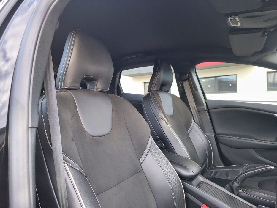Volvo V40 2.0 R Designe