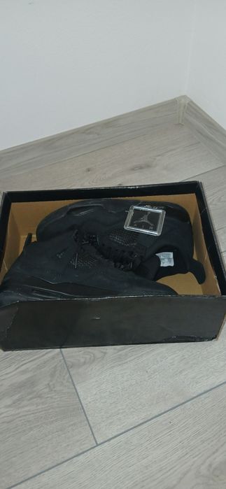Jordan 4 Black Cat