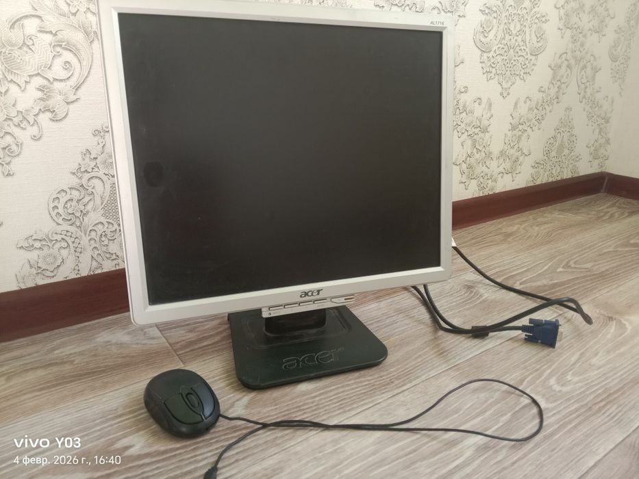 Монитор acer в хорошо состояни