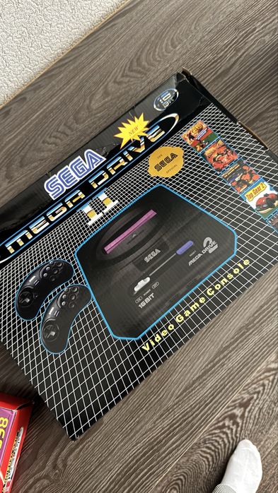 Телевизор Samsung с двумя играми