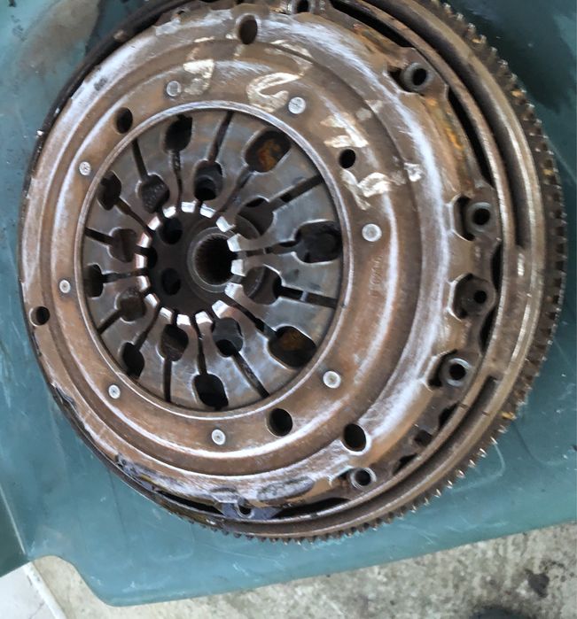 Volanta completa Lt  si T4  si turbo Vw  t4 si Lt 35 caseta directie